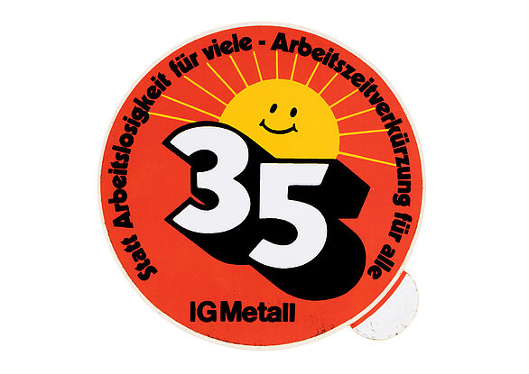 Roter Sticker mit Sonne und Zahl 35