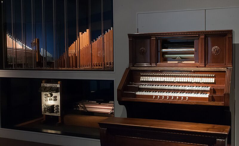 Große Philharmonie-Orgel