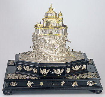 Räucherburg, Badisches Landesmuseum Sogenannte Räucherburg, ein Tafelaufsatz aus der Sammlungsausstellung "Renaissance"