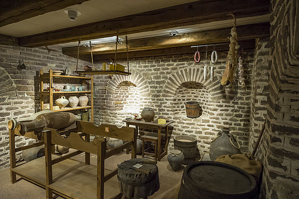 Photo of the cellar of a Roman manor in the exhibition