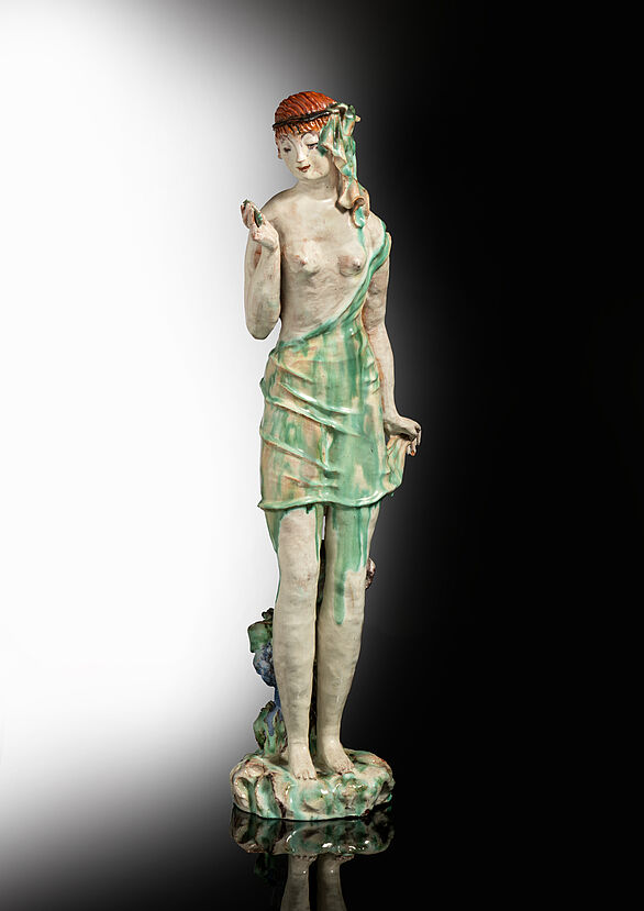 Keramikfigur einer Frau