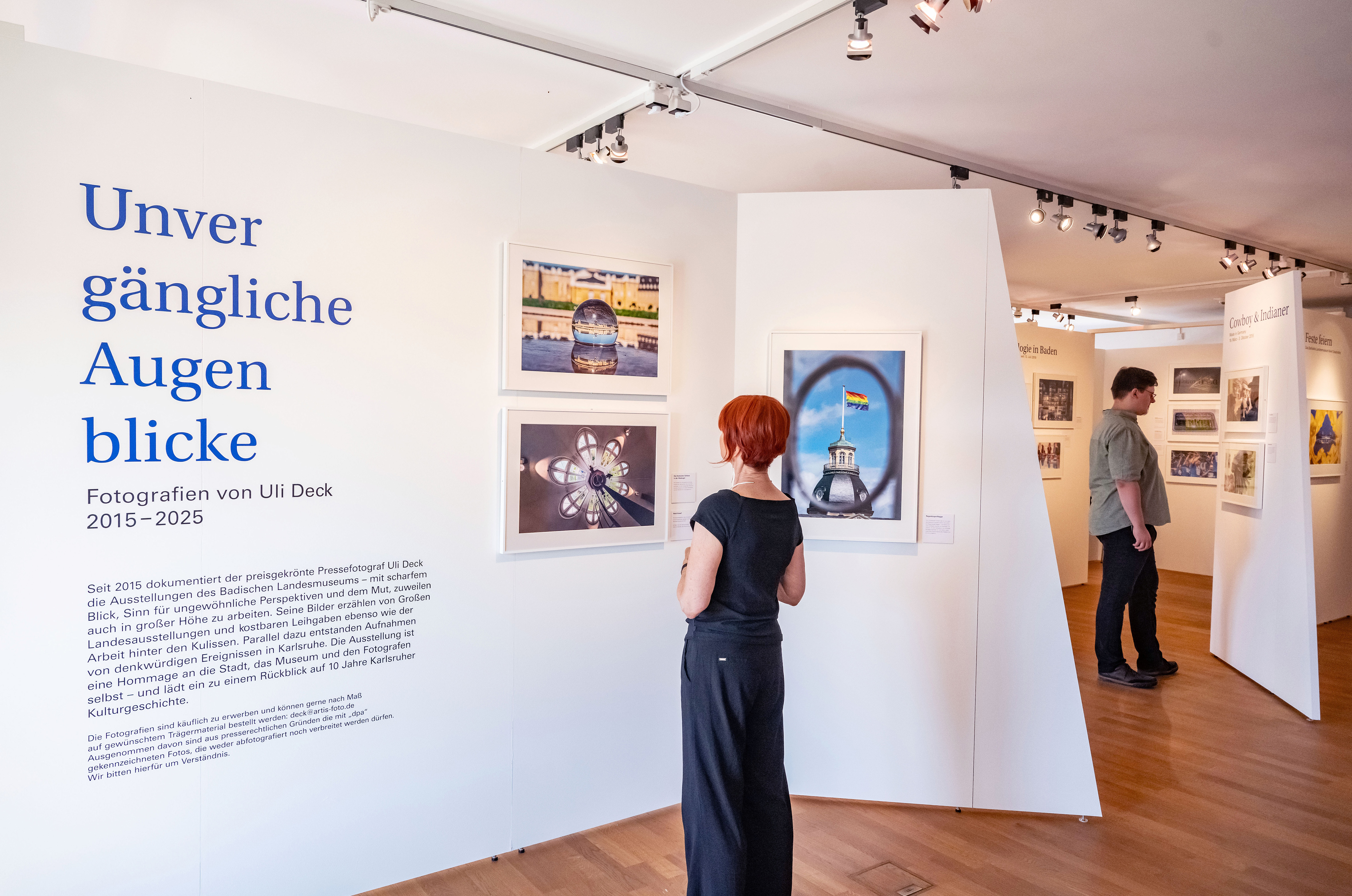 Blick in die Ausstellung „Unvergängliche Augenblicke – Fotografien von Uli Deck“ 