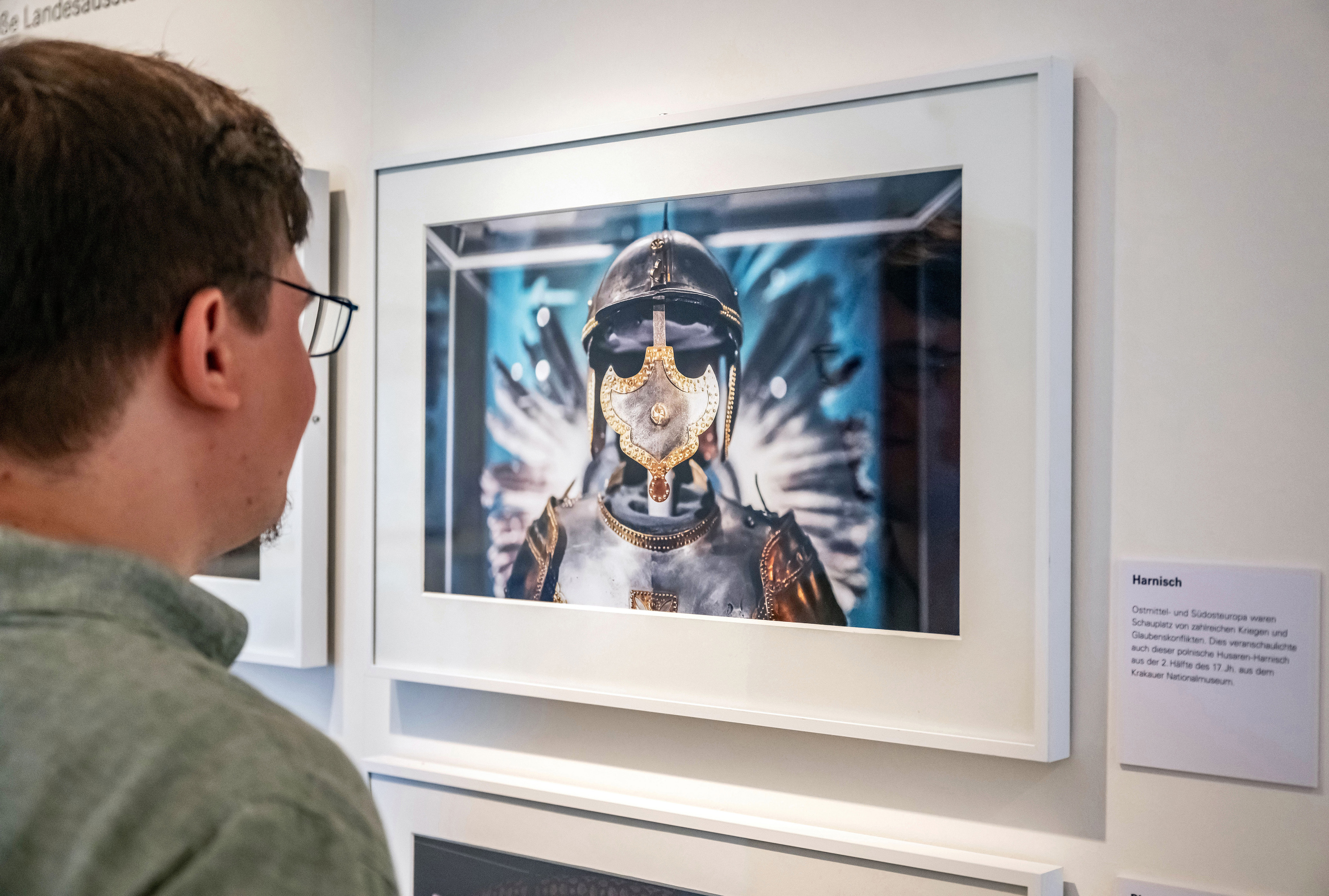 Blick in die Ausstellung „Unvergängliche Augenblicke – Fotografien von Uli Deck“