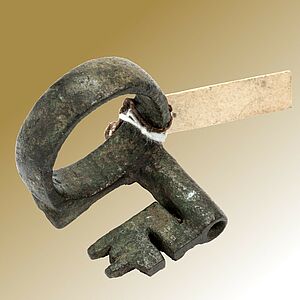 In der neuen Podcast-Folge von "Is ja 'n Ding" geht es um diesen römischen Ringschlüssel.⁣
⁣
🎧...